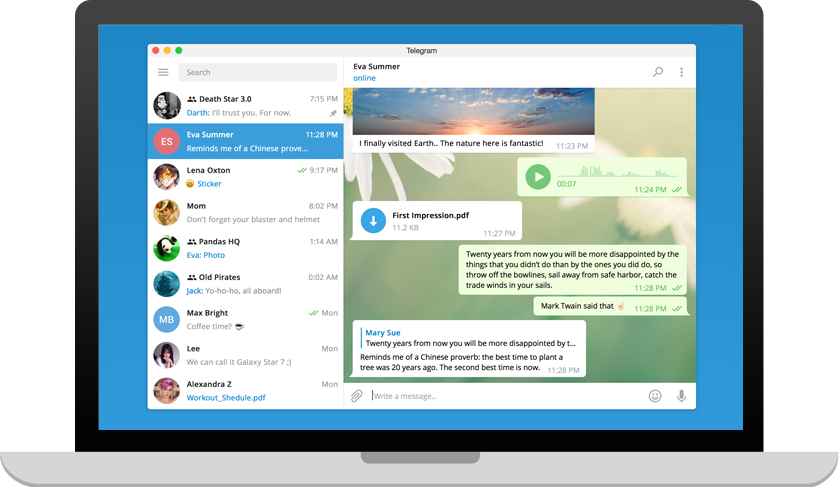 Telegram Desktop открыт на рабочем ПК с папками чатов